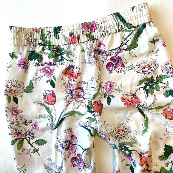 NWT Ann Taylor Floral Straight Leg Slacks, Size: 12 - Picture 5 of 9